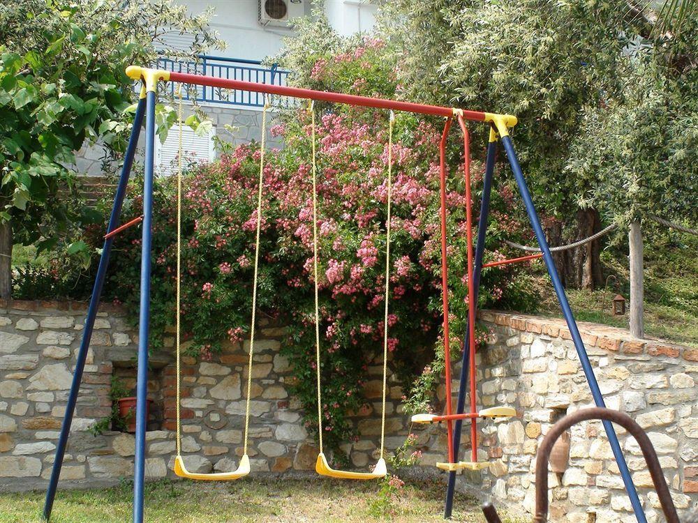 Assa Inn Pyrgadikia Exterior photo