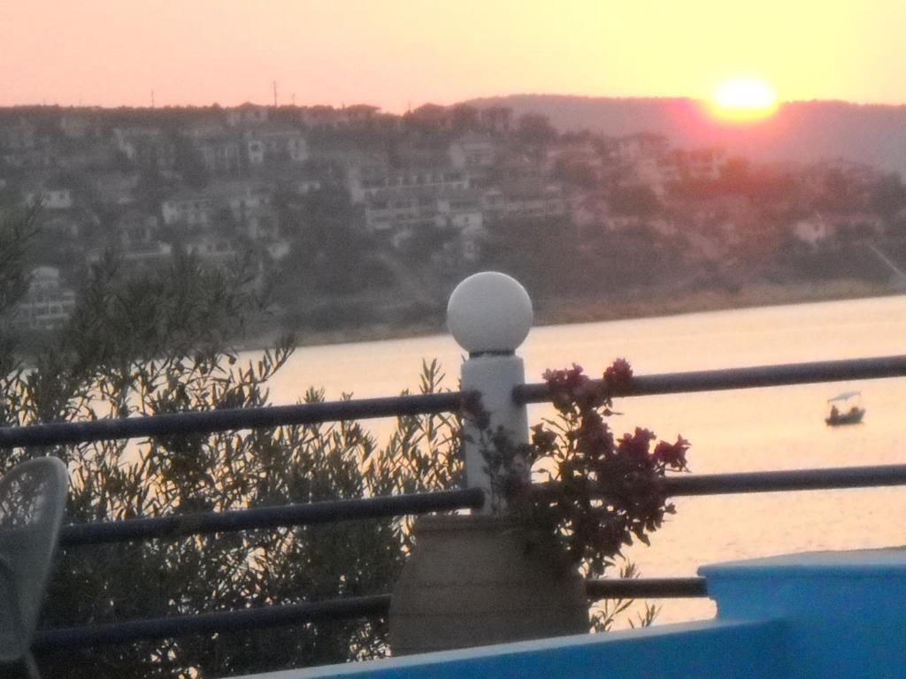 Assa Inn Pyrgadikia Exterior photo